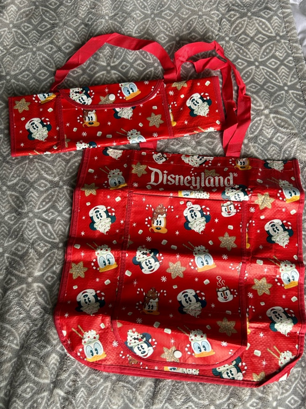 Disneyland Holiday Christmas Hot Cocoa Treats Reusable Foldable Tote